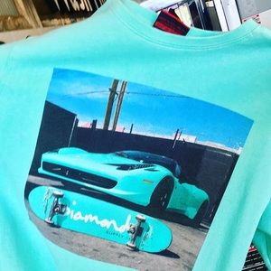 Diamond Supply Co. Pull over sweater.